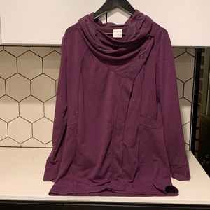 Denver Hayes yoga wrap in burgundy.